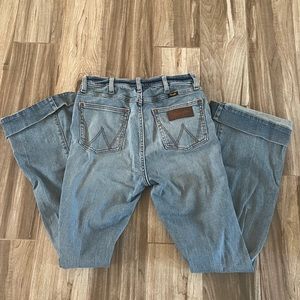 WRANGLER RETRO FLARES